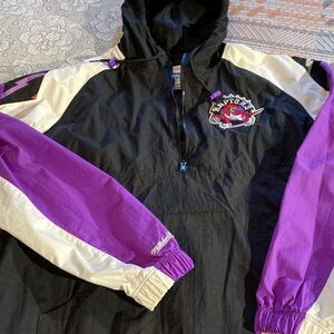 Mitchell & Ness Toronto Raptors windbreaker